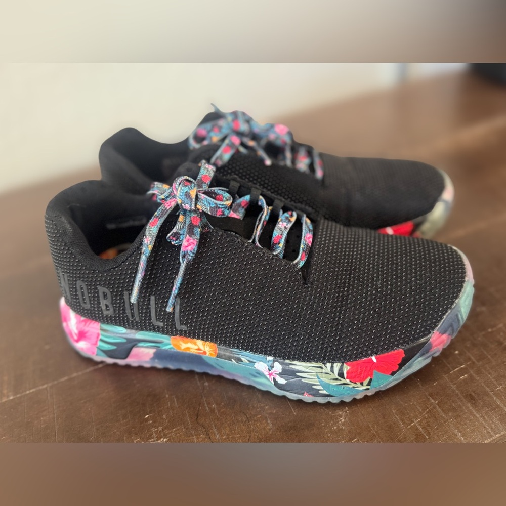 NOBULL Women's Impact - Midnight Tropical / 7